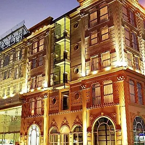 زيارة الفندق